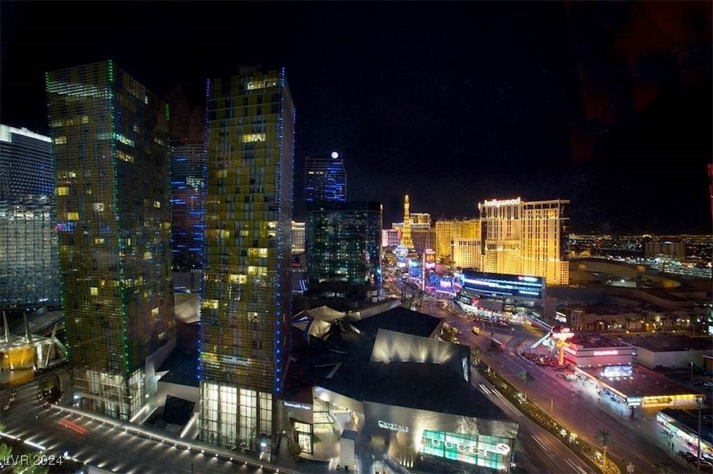 Las Vegas, Nevada 89158, United States, 2 Bedrooms Bedrooms, ,3 BathroomsBathrooms,Residential,Active,27078