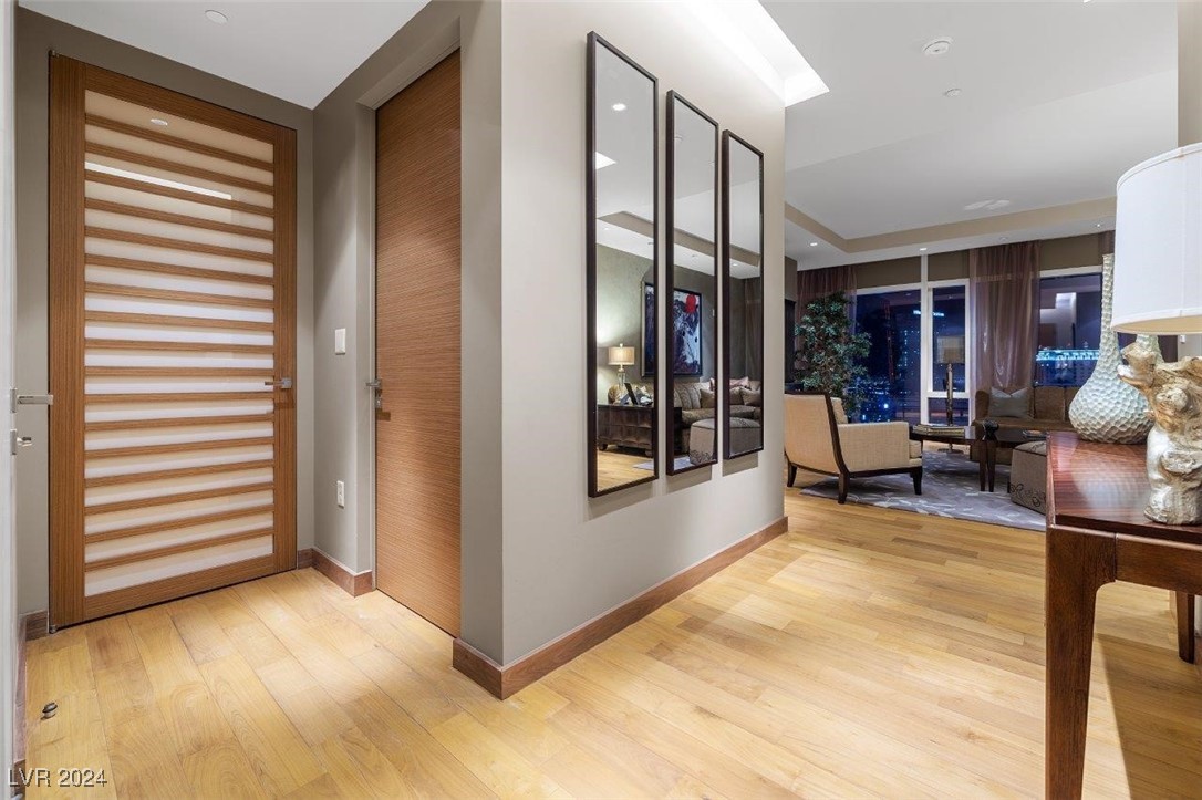 Las Vegas, Nevada 89158, United States, 2 Bedrooms Bedrooms, ,3 BathroomsBathrooms,Residential,Active,27078