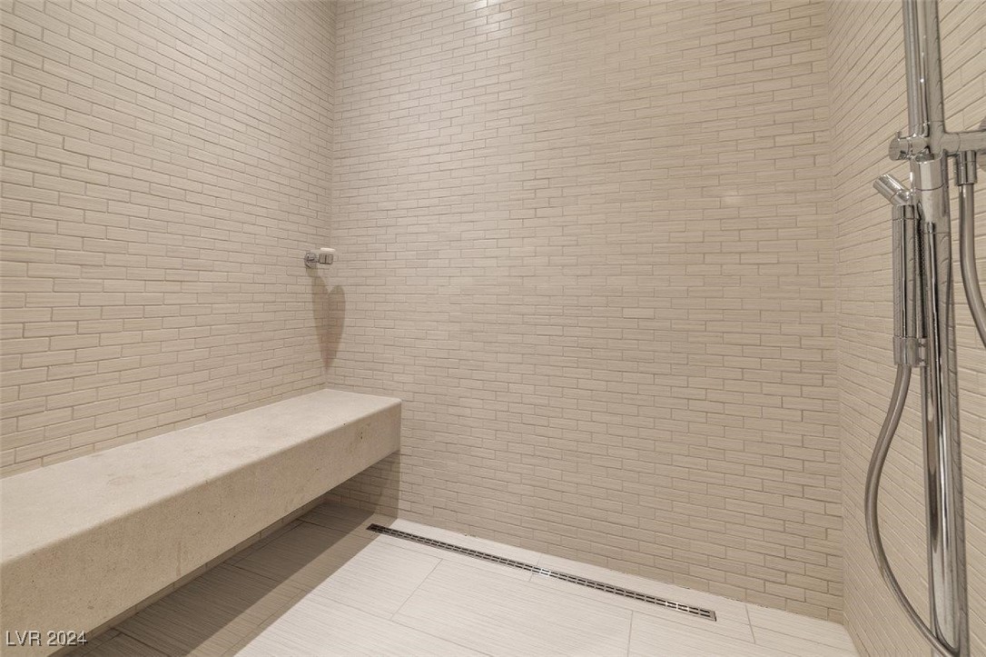 Las Vegas, Nevada 89158, United States, 2 Bedrooms Bedrooms, ,3 BathroomsBathrooms,Residential,Active,27078