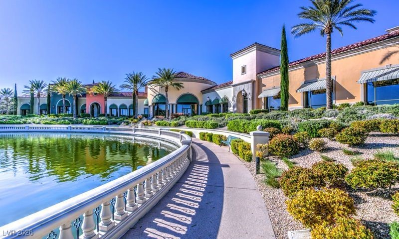 4438 Regalo Bello Street