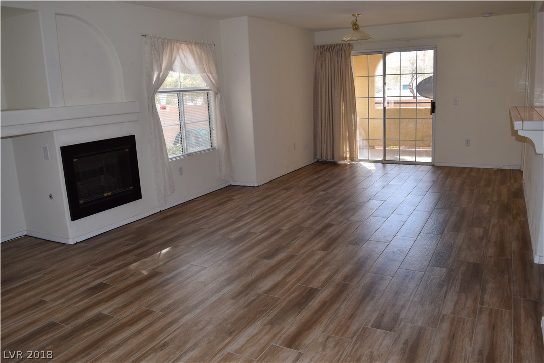 Photo 1 of 18 — 7950 FLAMINGO Road 1007, Las Vegas, NV 89147