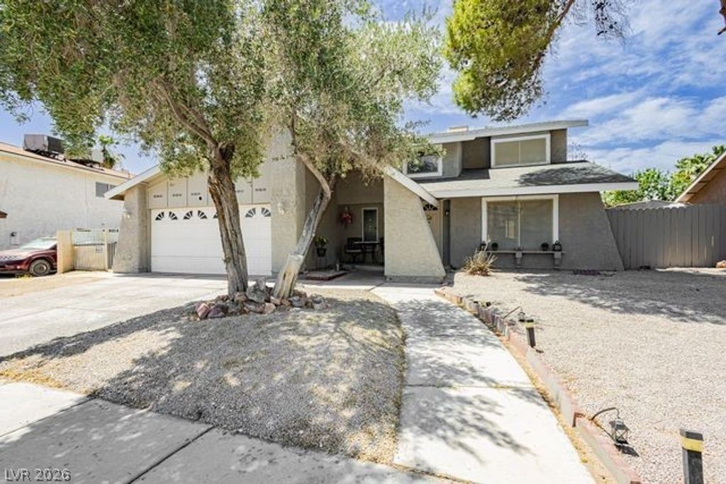 Photo of 5445 El Roble Court, Las Vegas, NV 89120 (MLS # 2782904)