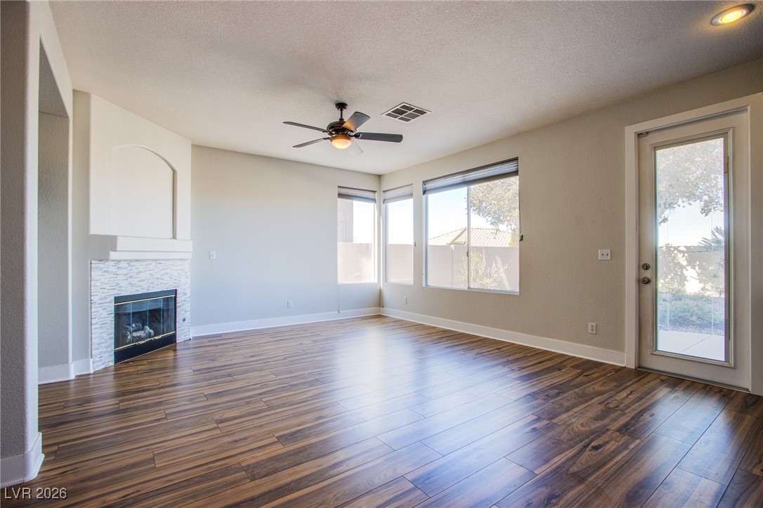 2996 Scenic Valley Way