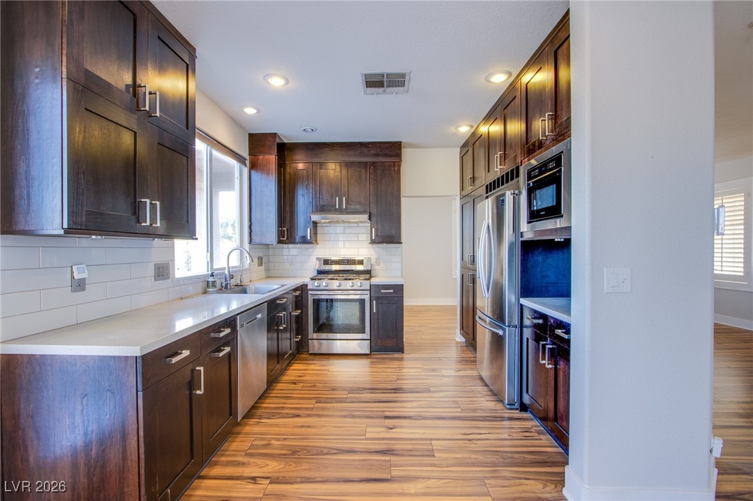 2996 Scenic Valley Way