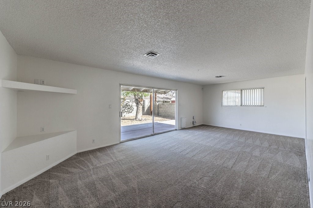 320 Gardenia Lane