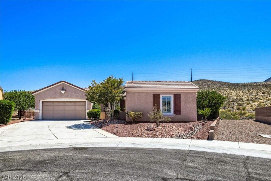 2090 Gunnison Place