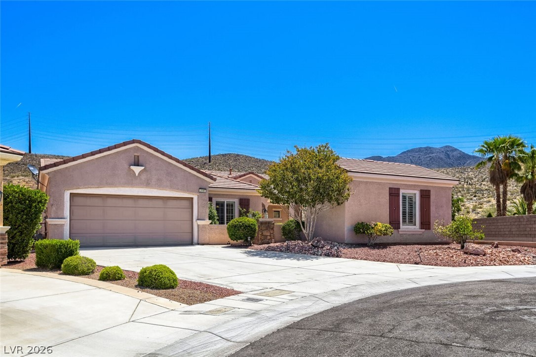 2090 Gunnison Place