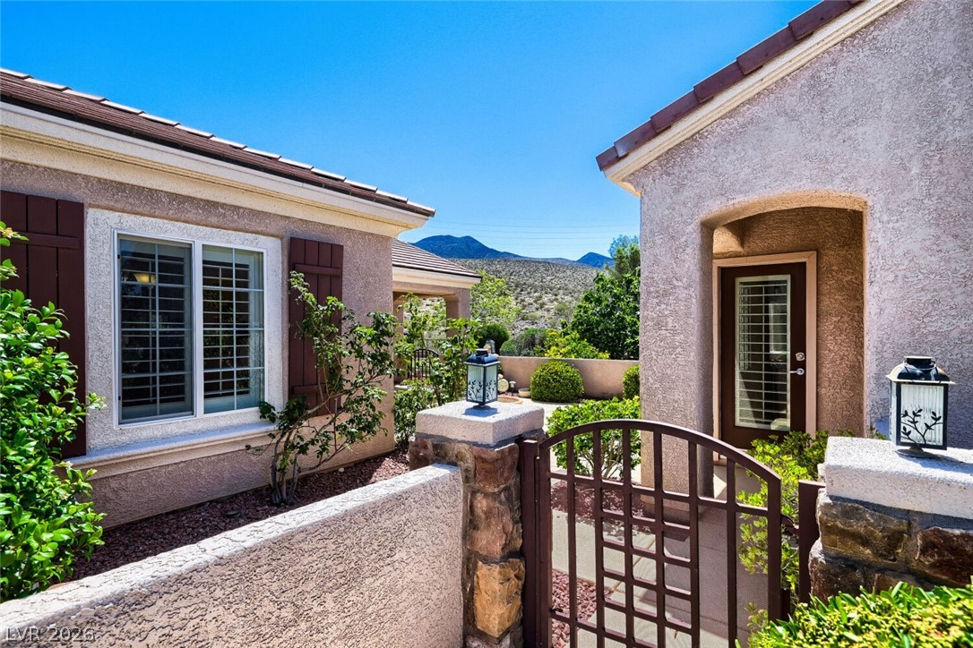 2090 Gunnison Place