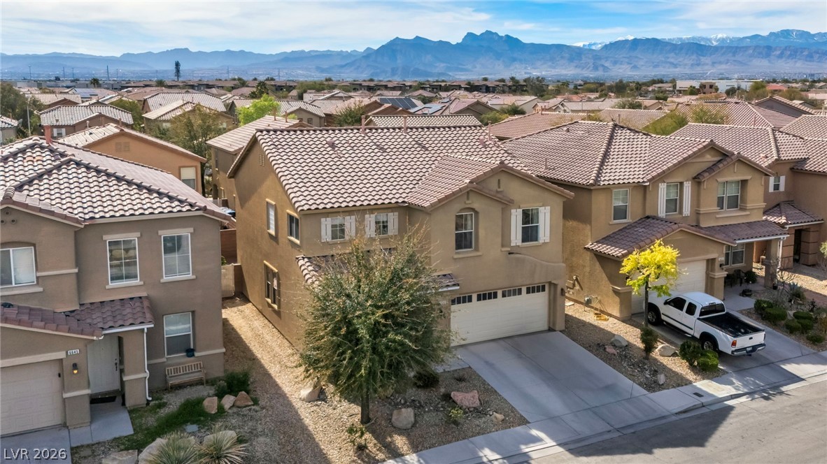 6649 Evening Grosbeak Place