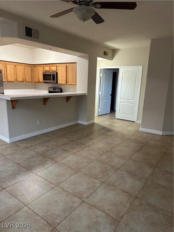 1404 Seward Street 104