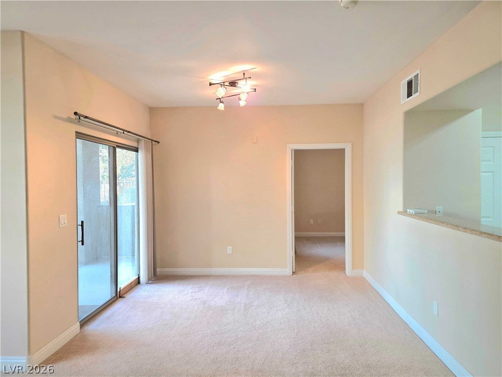8000 W Badura Avenue 1047