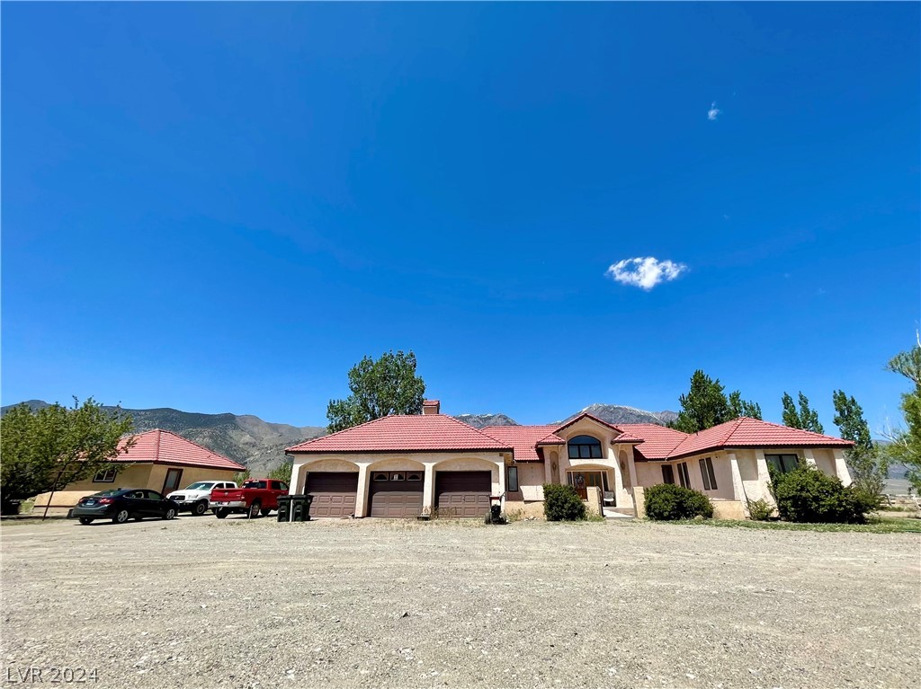 200 Larson Boulevard, Round Mountain, Nevada image 1