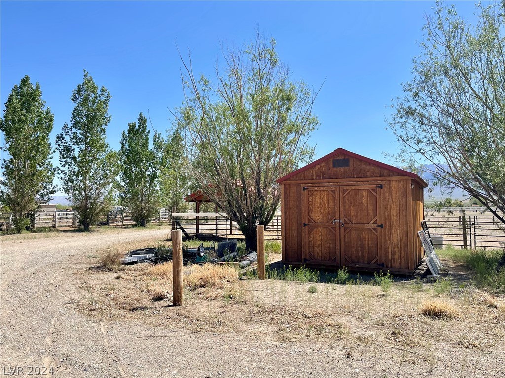 200 Larson Boulevard, Round Mountain, Nevada image 4