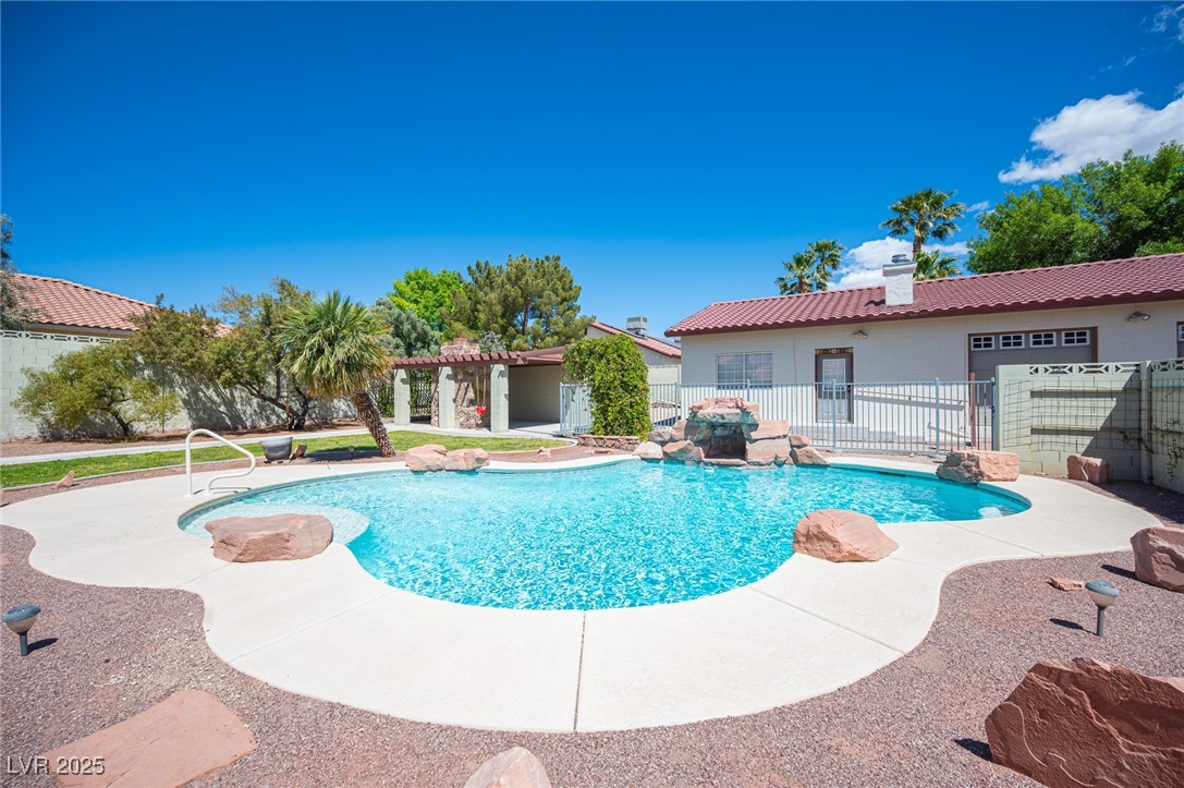 8340 W Fisher Avenue, Las Vegas, Nevada image 5