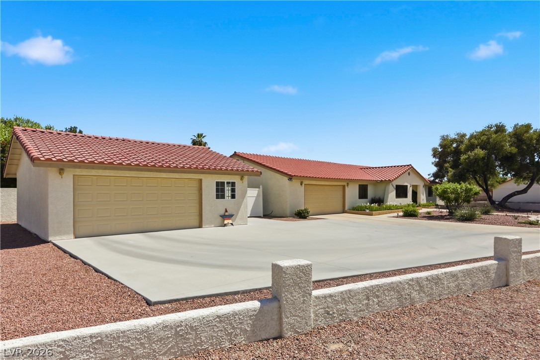 5036 N Tomsik Street