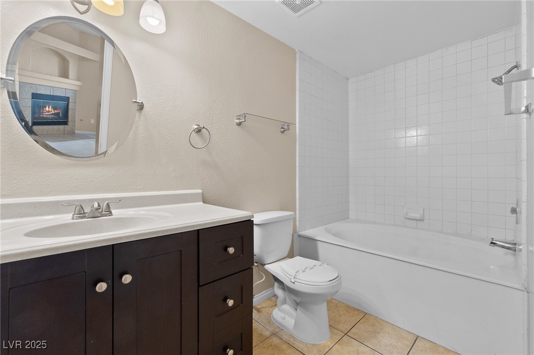 8409 Running Deer Avenue #203, Las Vegas, Nevada image 9