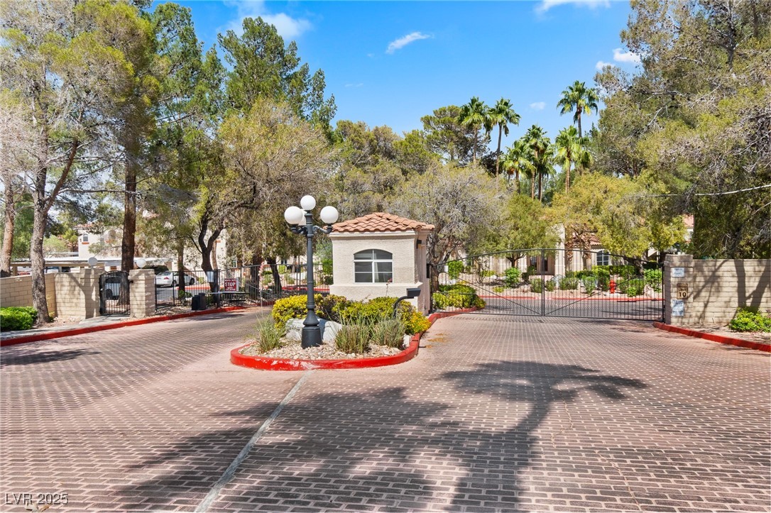 8409 Running Deer Avenue #203, Las Vegas, Nevada image 32