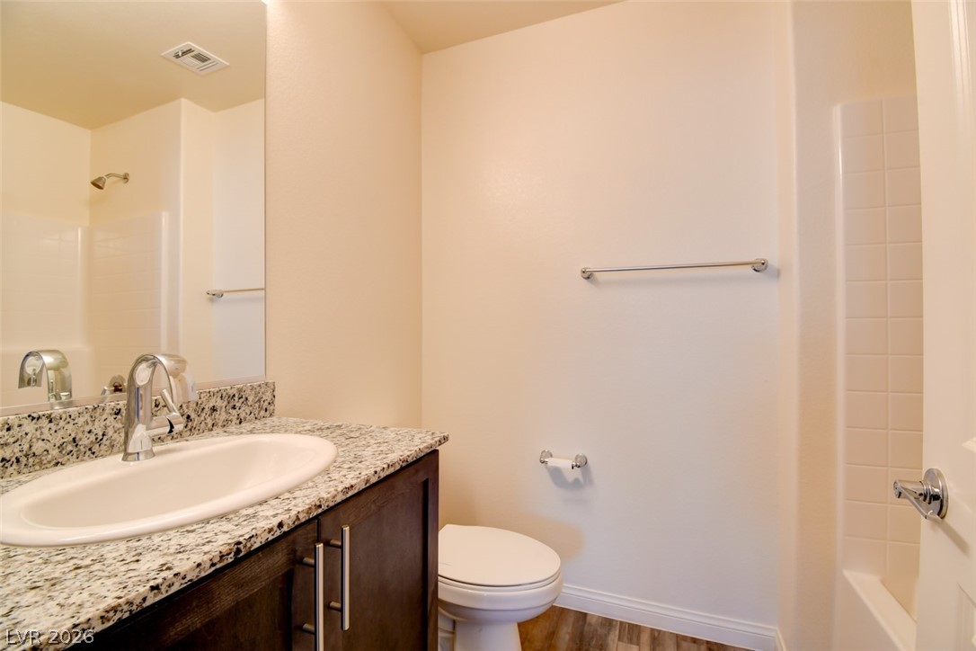 7030 Spicy Merlot Street