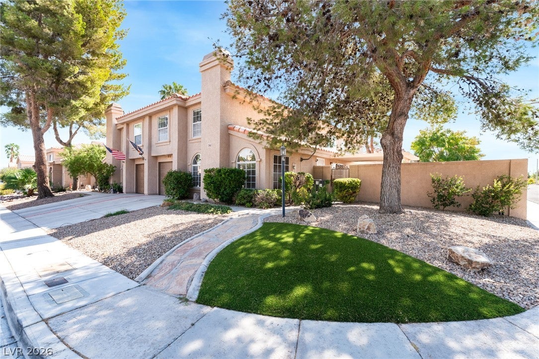 2841 Floral Peak Drive