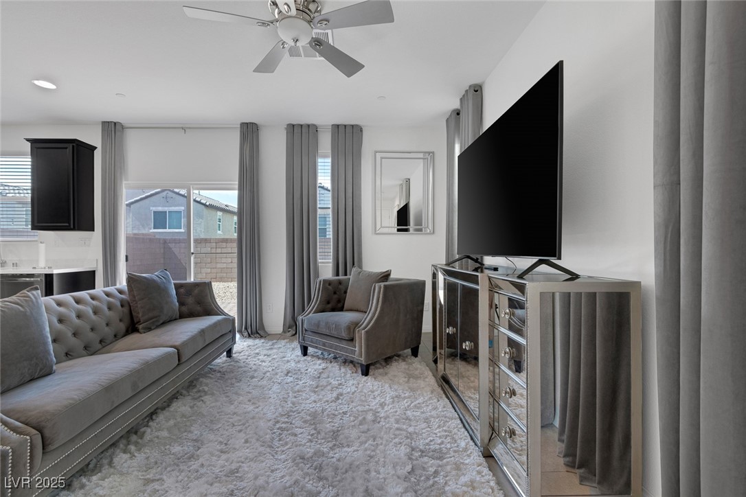 406 Misterioso Street, Henderson, Nevada image 6