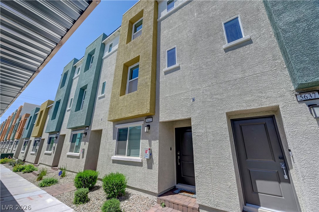 5641 Fathom Blue Street
