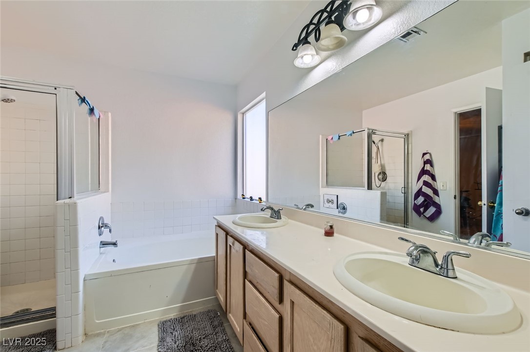 Las Vegas, Nevada 89128, United States, 3 Bedrooms Bedrooms, ,3 BathroomsBathrooms,Residential,Active,140058