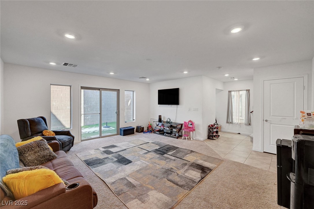 Las Vegas, Nevada 89113, United States, 3 Bedrooms Bedrooms, ,3 BathroomsBathrooms,Residential,Active,108035