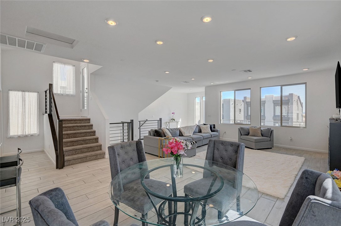 Las Vegas, Nevada 89113, United States, 3 Bedrooms Bedrooms, ,3 BathroomsBathrooms,Residential,Active,108035