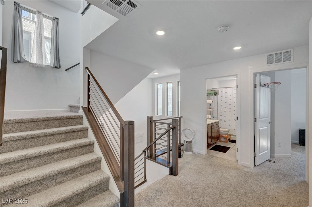 Las Vegas, Nevada 89113, United States, 3 Bedrooms Bedrooms, ,3 BathroomsBathrooms,Residential,Active,108035