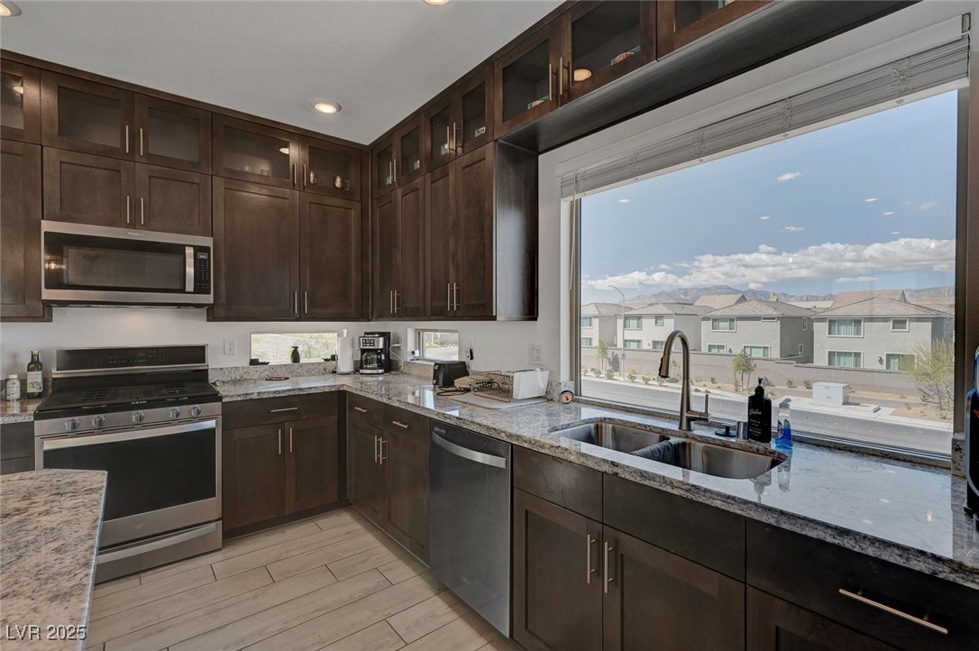 Las Vegas, Nevada 89113, United States, 3 Bedrooms Bedrooms, ,3 BathroomsBathrooms,Residential,Active,108035