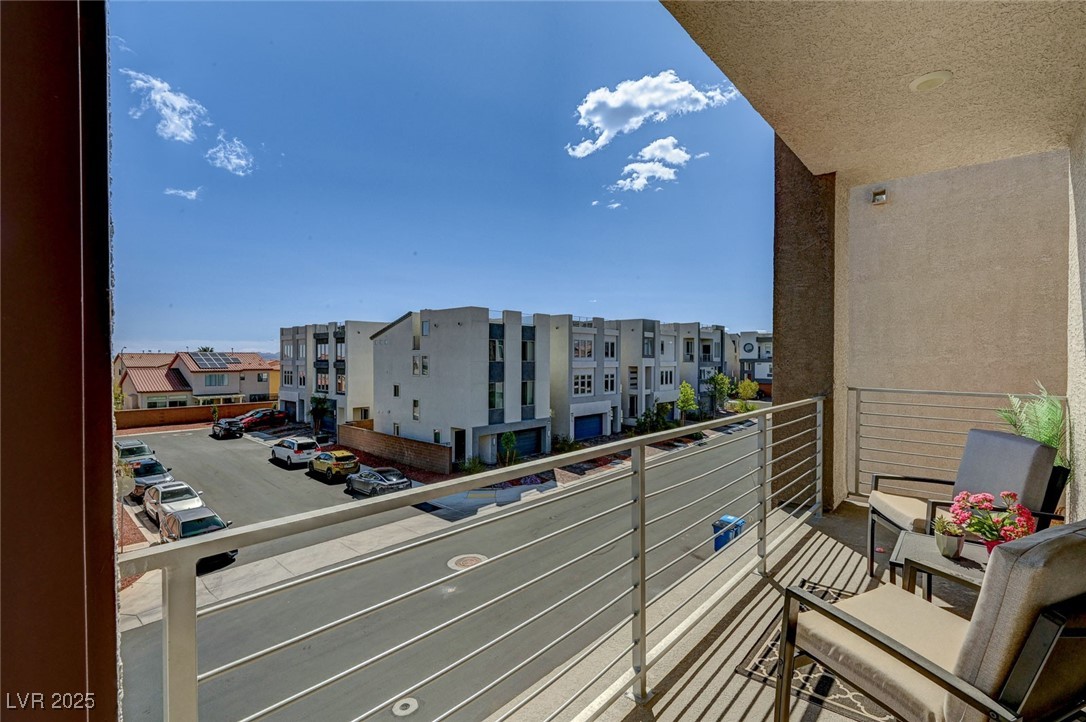 Las Vegas, Nevada 89113, United States, 3 Bedrooms Bedrooms, ,3 BathroomsBathrooms,Residential,Active,108035