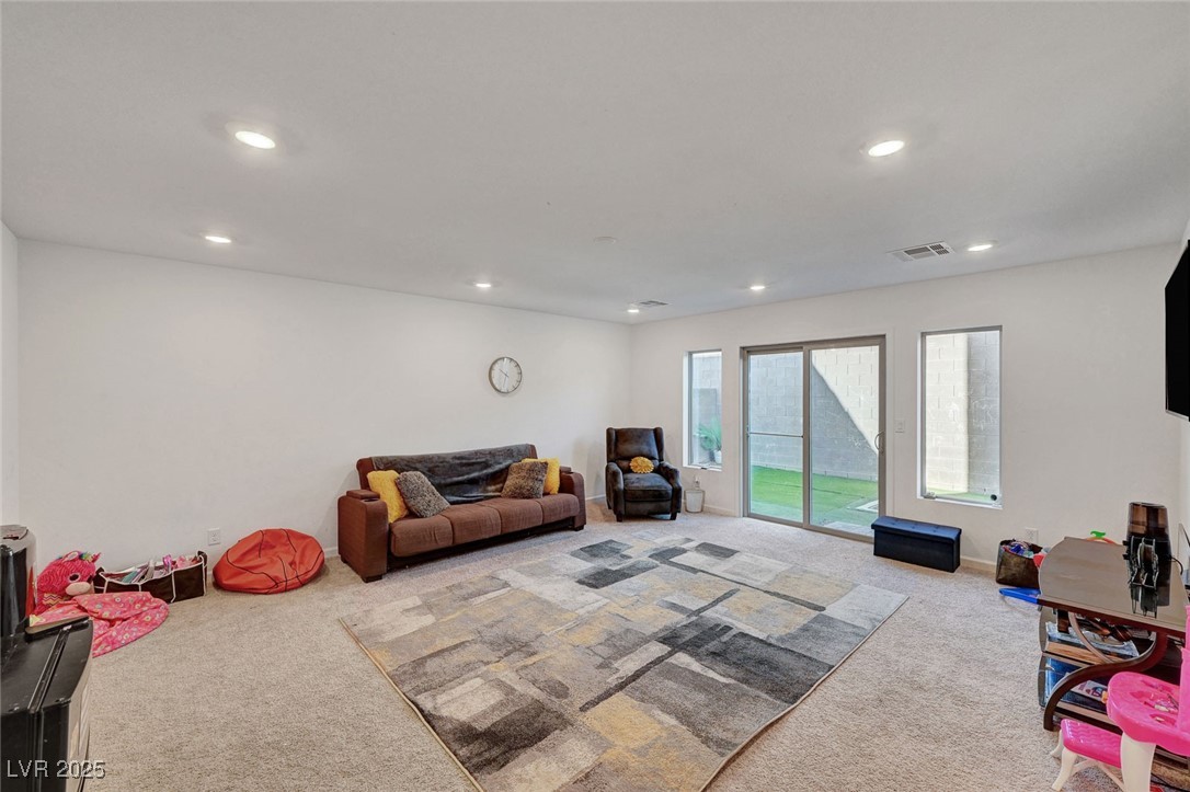 Las Vegas, Nevada 89113, United States, 3 Bedrooms Bedrooms, ,3 BathroomsBathrooms,Residential,Active,108035