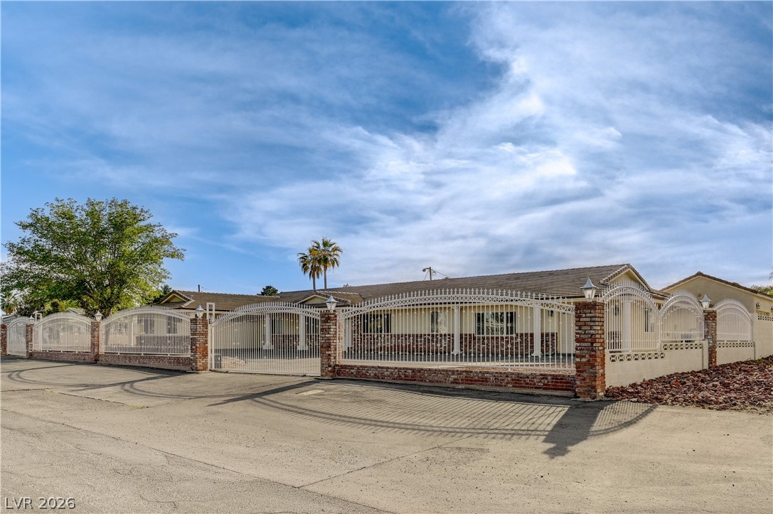 3015 El Camino Road