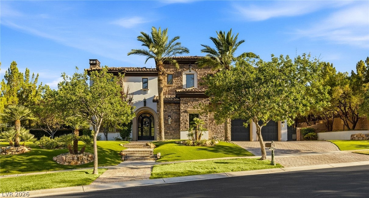 25 Pebble Dunes Court
