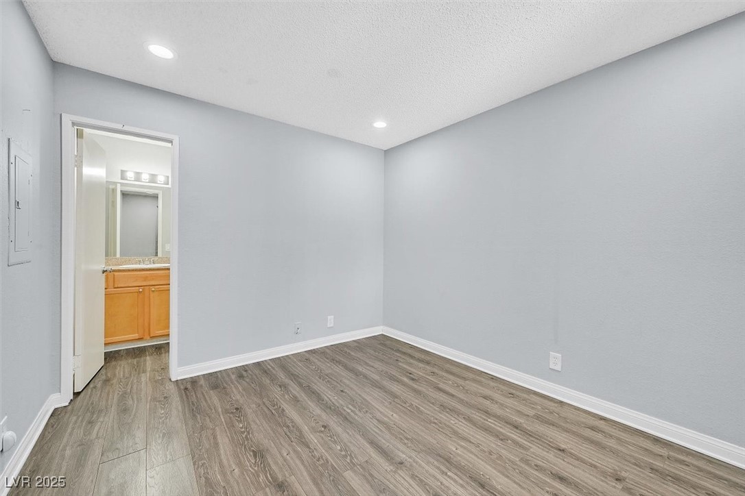 Las Vegas, Nevada 89128, United States, 3 Bedrooms Bedrooms, ,2 BathroomsBathrooms,Residential,Active,184693