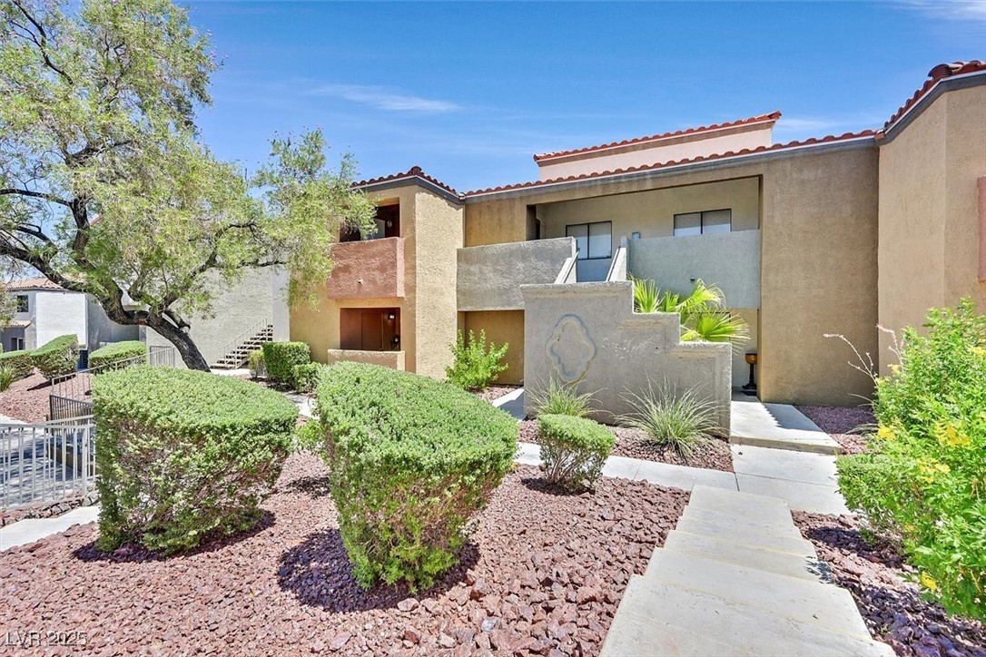 Las Vegas, Nevada 89128, United States, 3 Bedrooms Bedrooms, ,2 BathroomsBathrooms,Residential,Active,184693