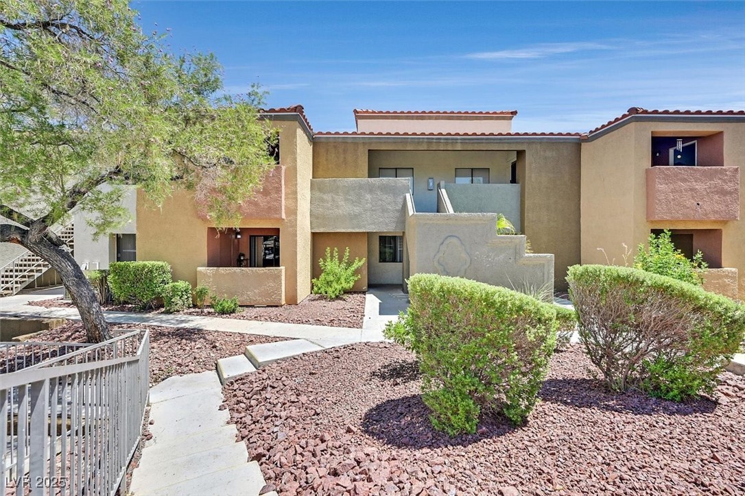Las Vegas, Nevada 89128, United States, 3 Bedrooms Bedrooms, ,2 BathroomsBathrooms,Residential,Active,184693