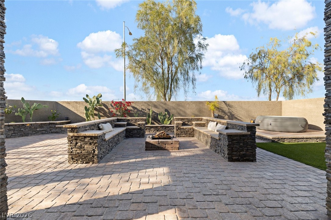 5374 Tierra Faith Avenue