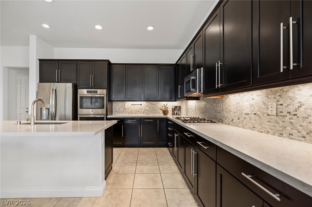 5374 Tierra Faith Avenue