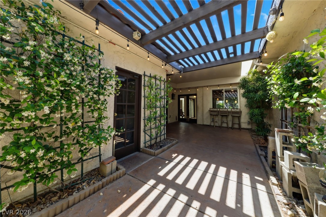 2577 Palmera Circle