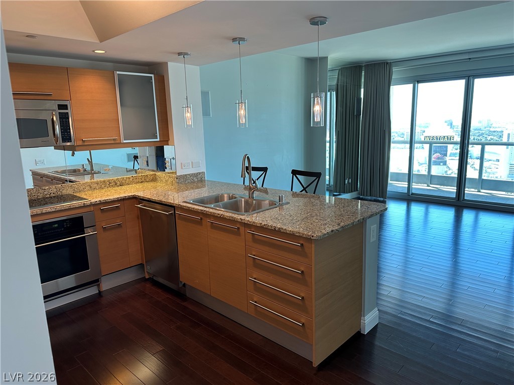 222 Karen Avenue 3203