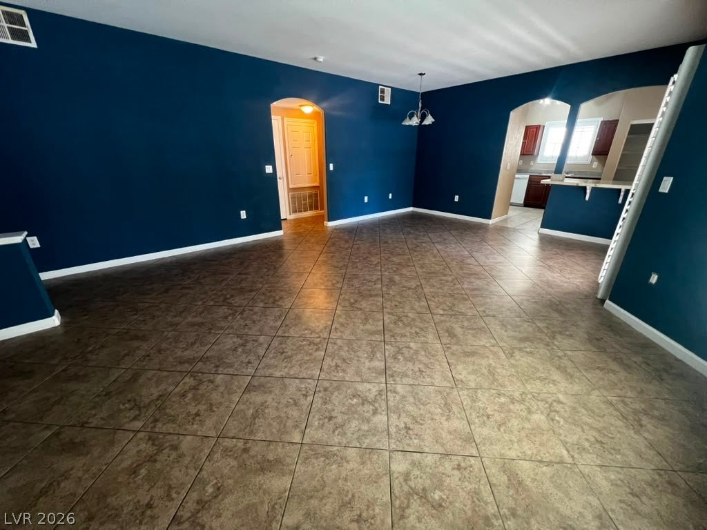 3925 Lazy Pine Street 104