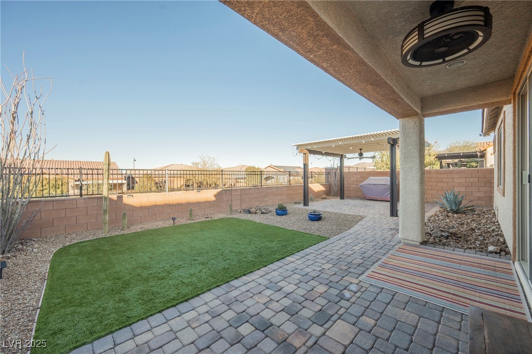 3096 Beaux Art Avenue, Henderson, Nevada image 2