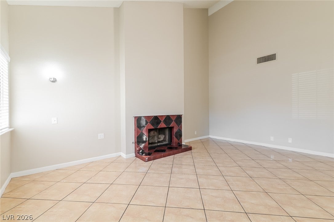 516 Laughlin Way