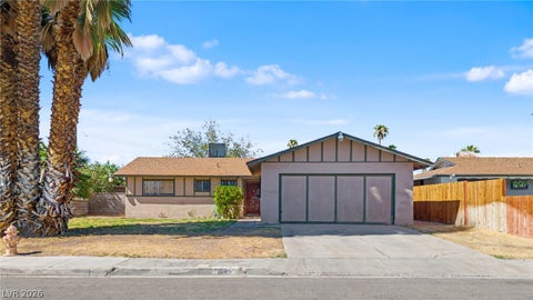 Photo of 1949 Randa Lane, Las Vegas, NV 89104 (MLS # 2820591)