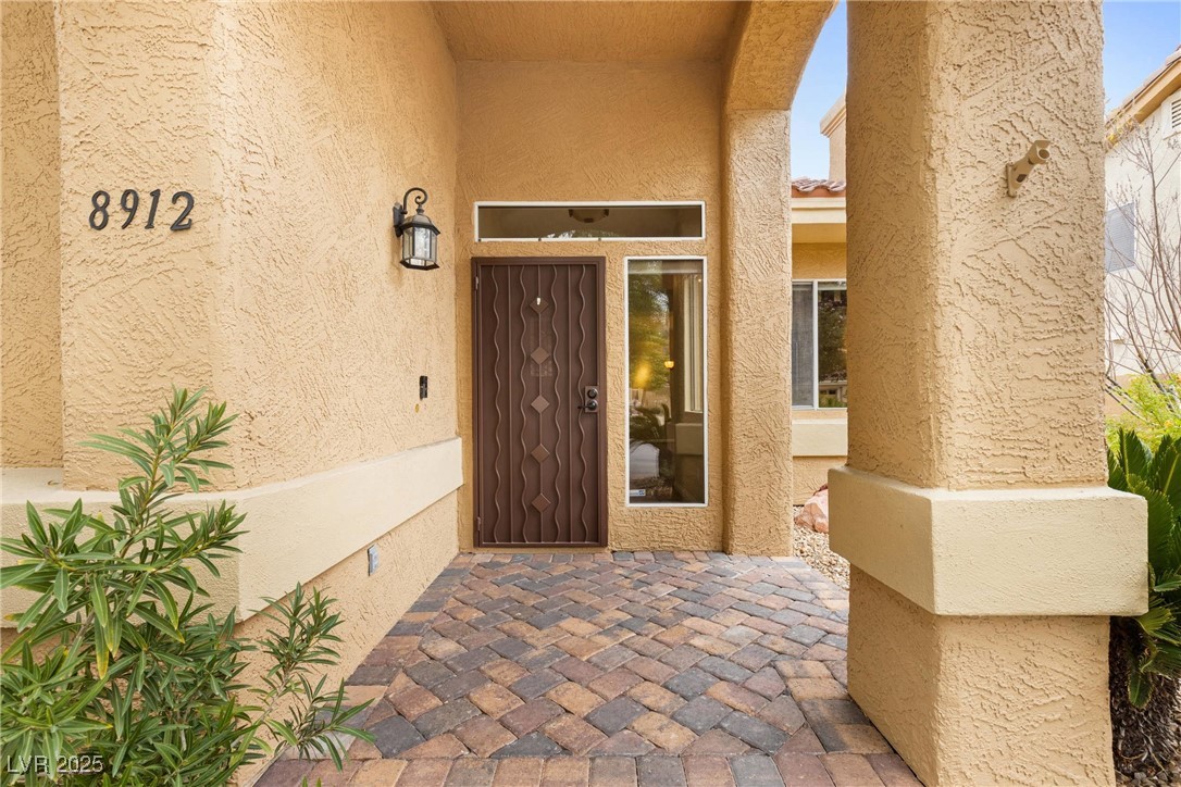 8912 Windsor Locks Avenue