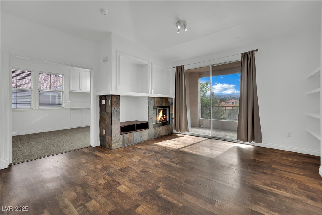 2325 Windmill Parkway 1522