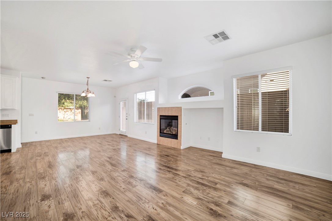 8137 Satin Carnation Lane