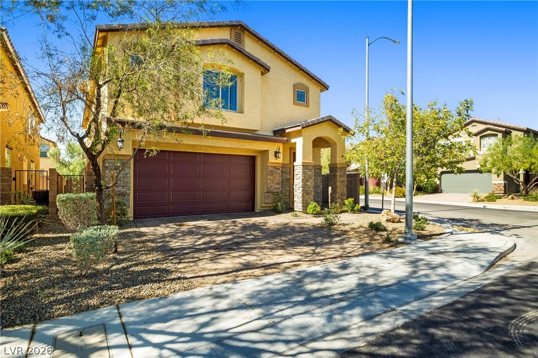 2221 Mundare Drive