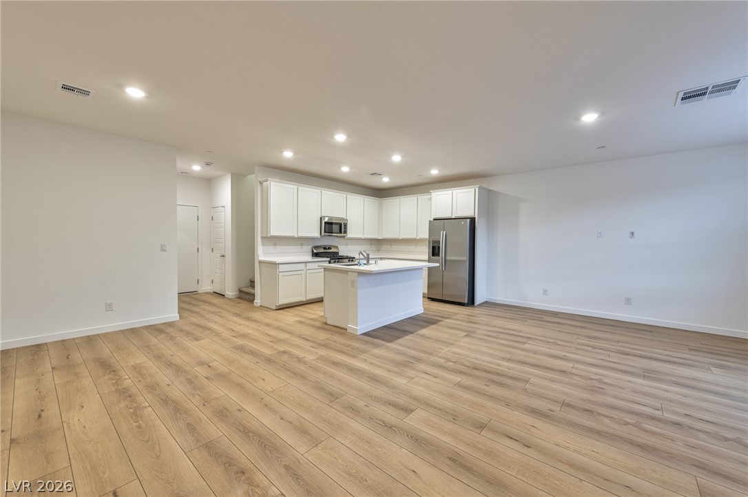 2547 Venetia Pointe Street